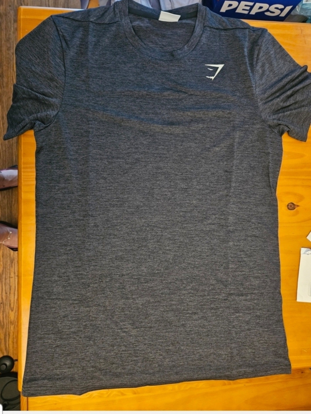 NWOT Gymshark Men’s Heather Charcoal Short-Sleeve Size Small Performance Tee